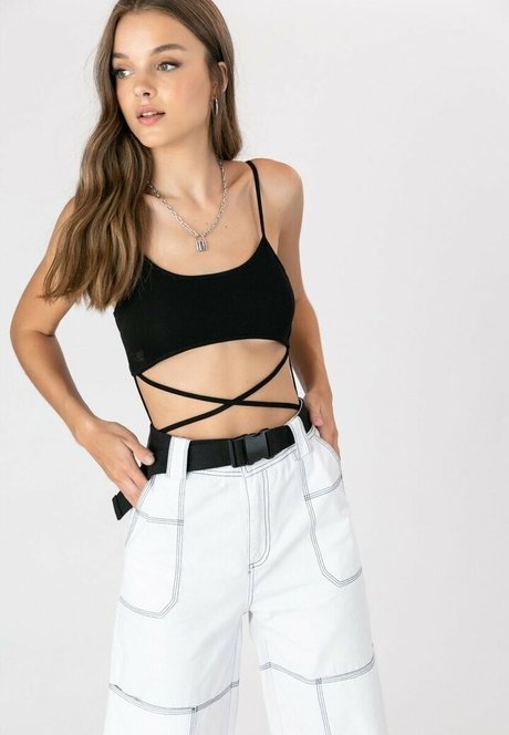 Anna Zak exclusive actress images