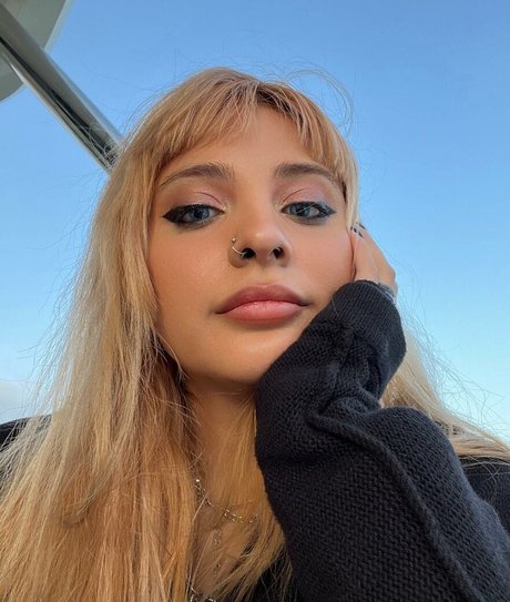 black hair milf onlyfans sexy photo