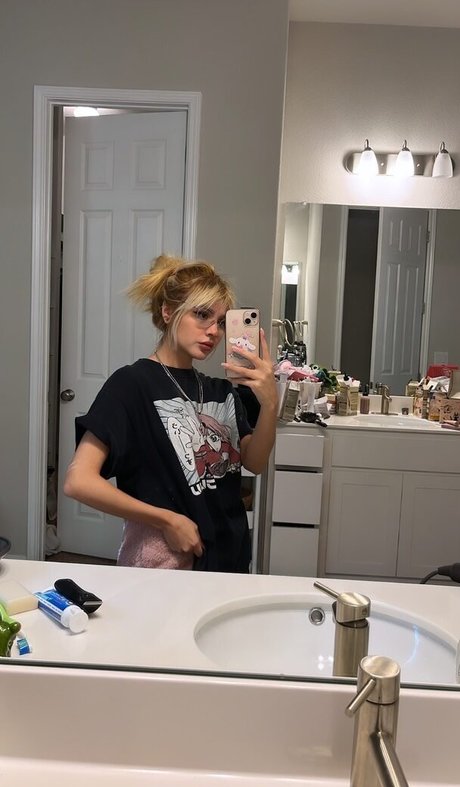 blonde masturbation onlyfans hot porn picture