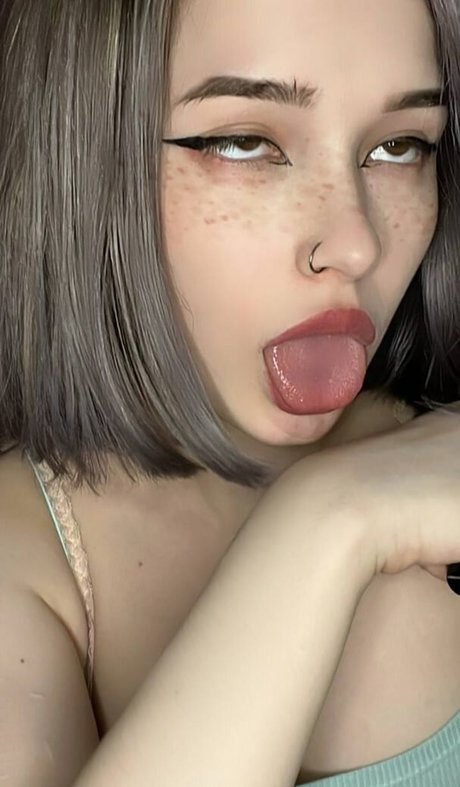 Soniloon model sexy galleries