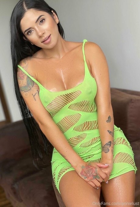 mature blonde onlyfans sexy naked images