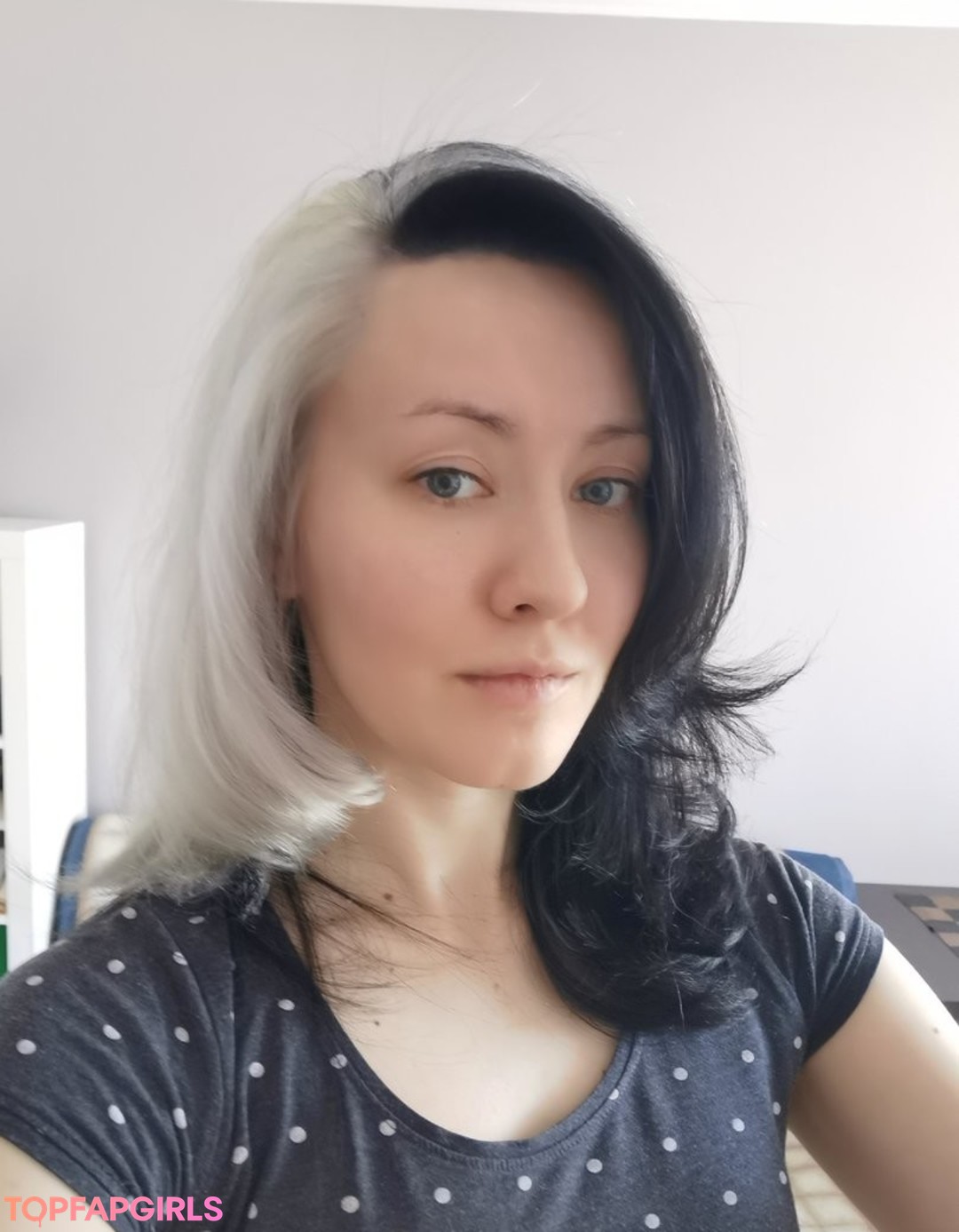 Oniksiya Sofinikum sex model pics