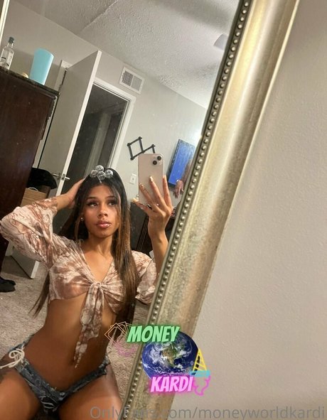 moneyworldkardi nude actress pics