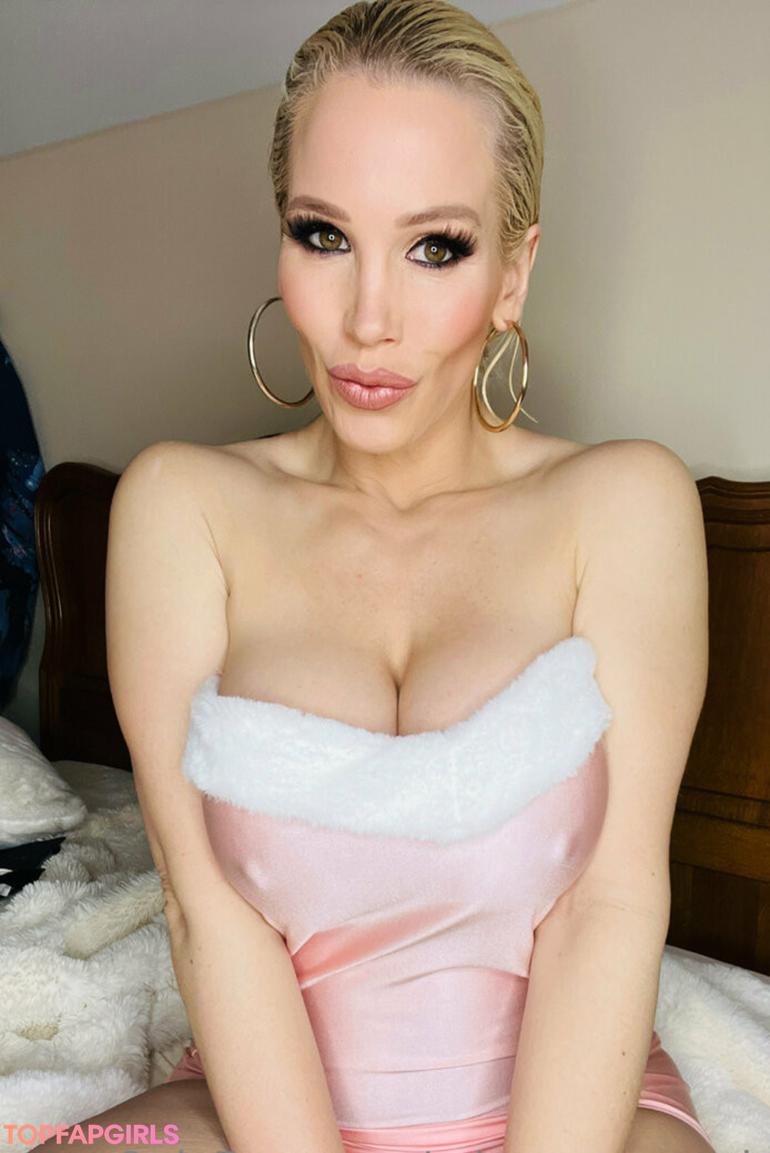 rebeccamoreuk star nice img