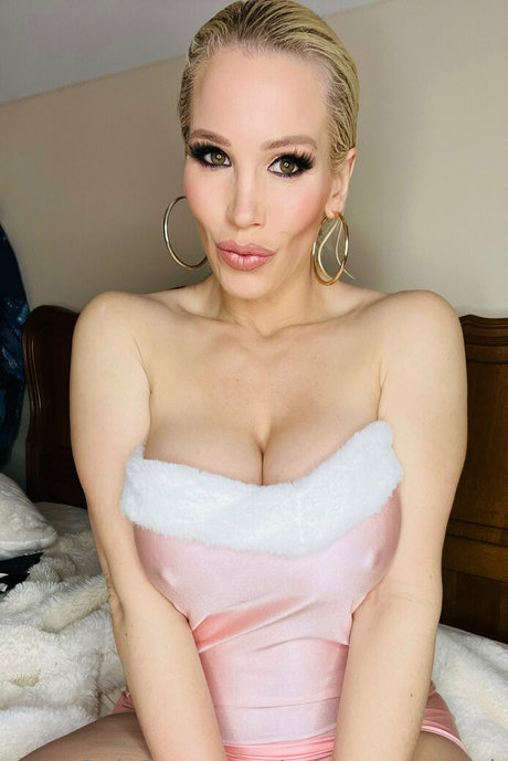 british milf onlyfans adult image