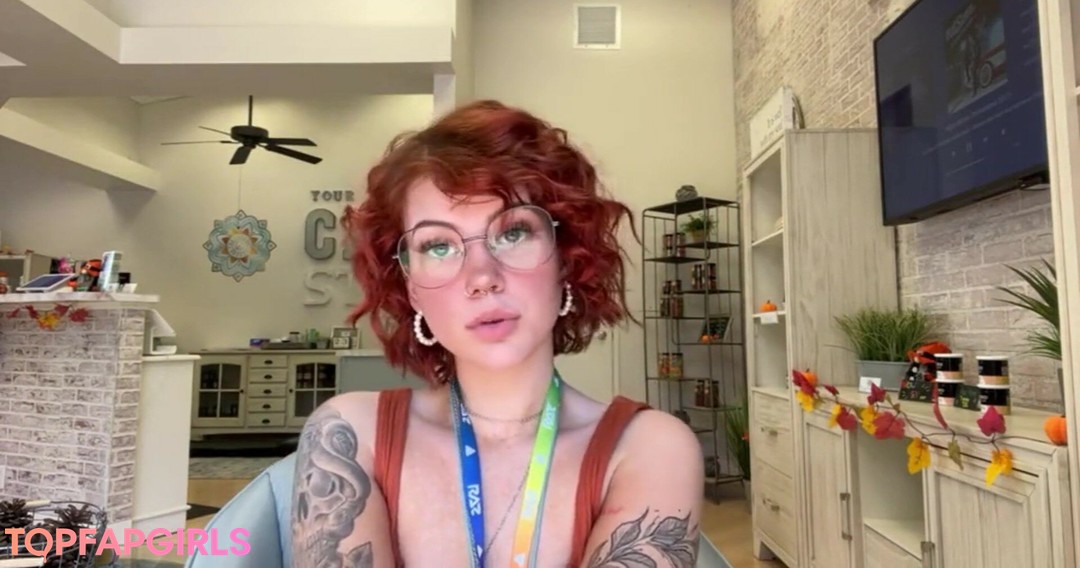Gingiehippie xxx star photo