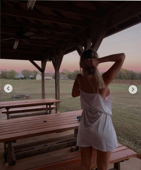 hadelinemope naked star photos