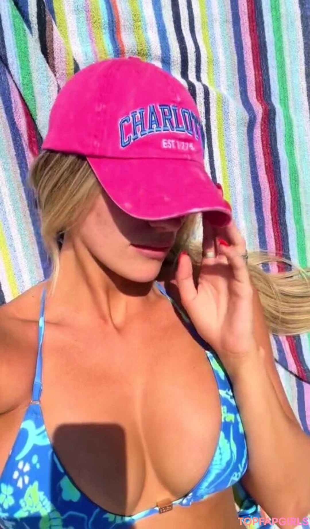 hadelinemope naked actress picture