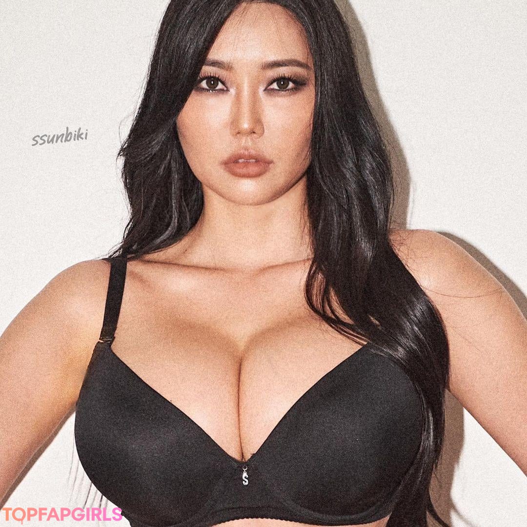 kitty milf onlyfans hot naked photo