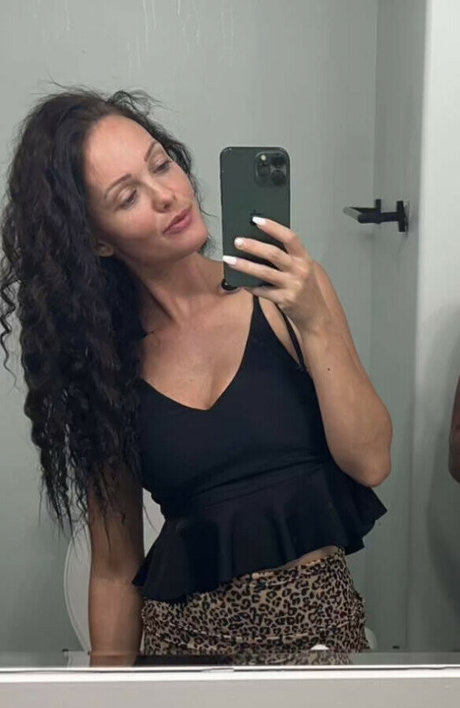 emo trans onlyfans nudes photo