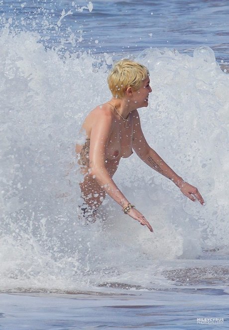 corpus onlyfans beautiful naked pictures