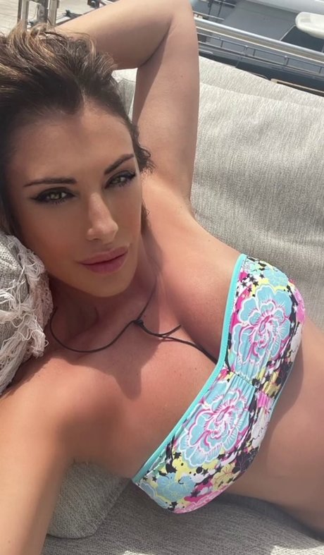 young milf onlyfans pornos picture