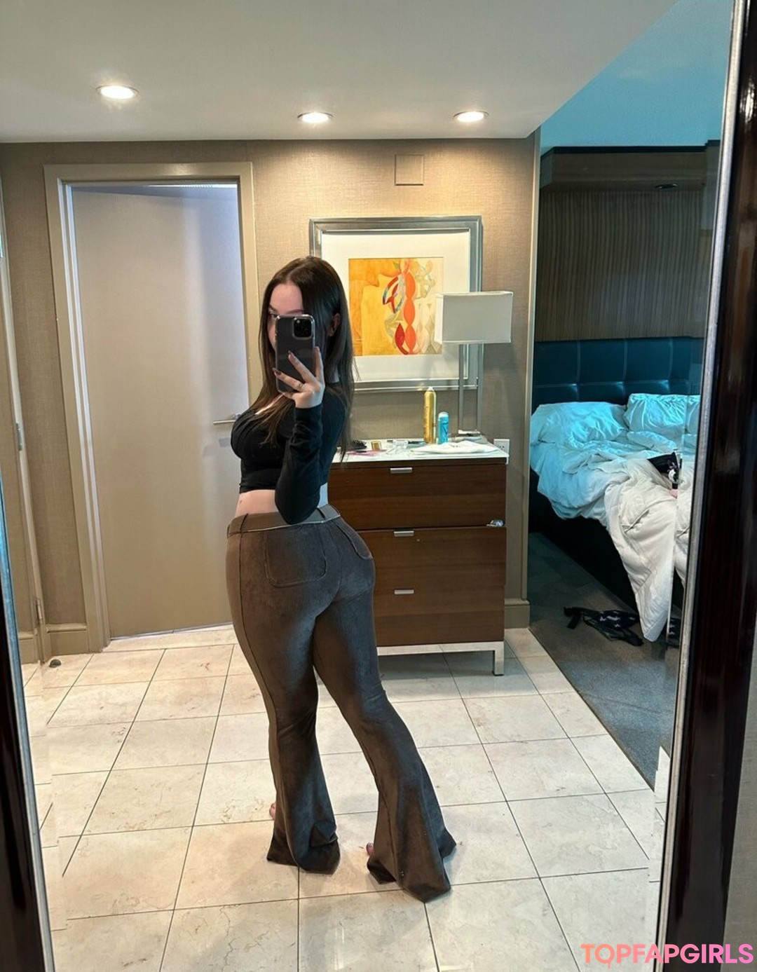Saikui naked pornstar pics
