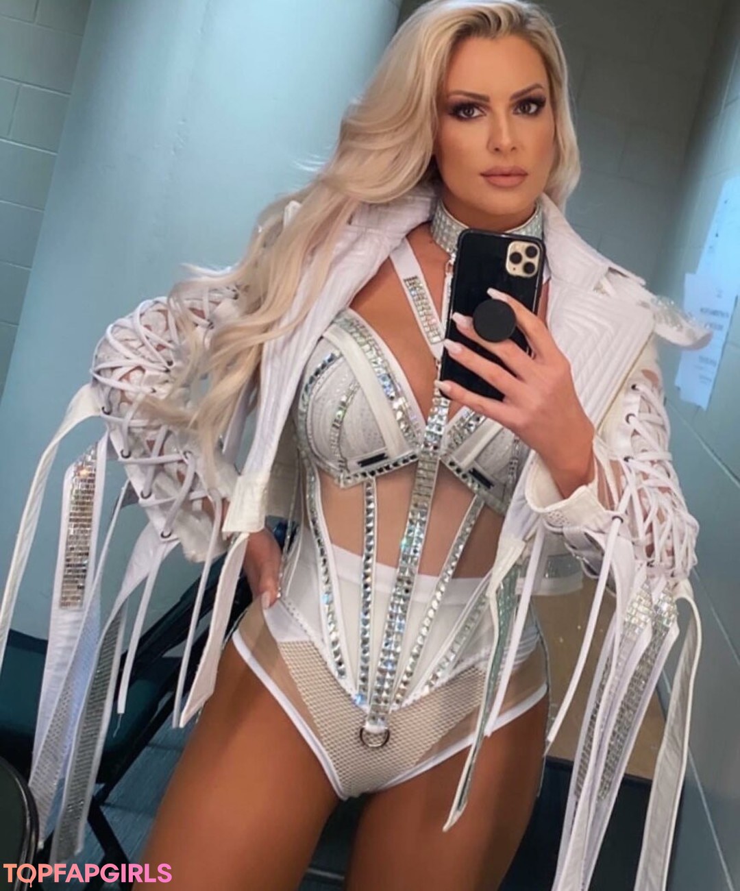 Maryse WWE art model gallery