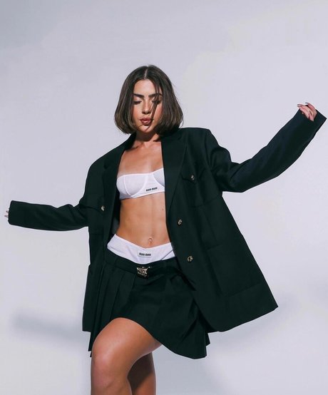 gloryhole wife onlyfans naked pic