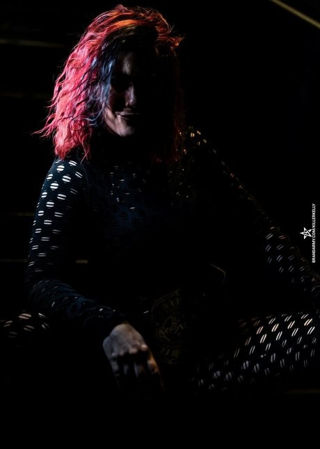 Killer Kelly nice model pic