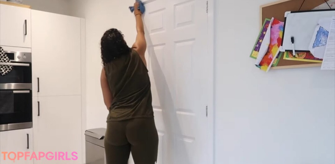 Leila Berisha pornstar exclusive pics