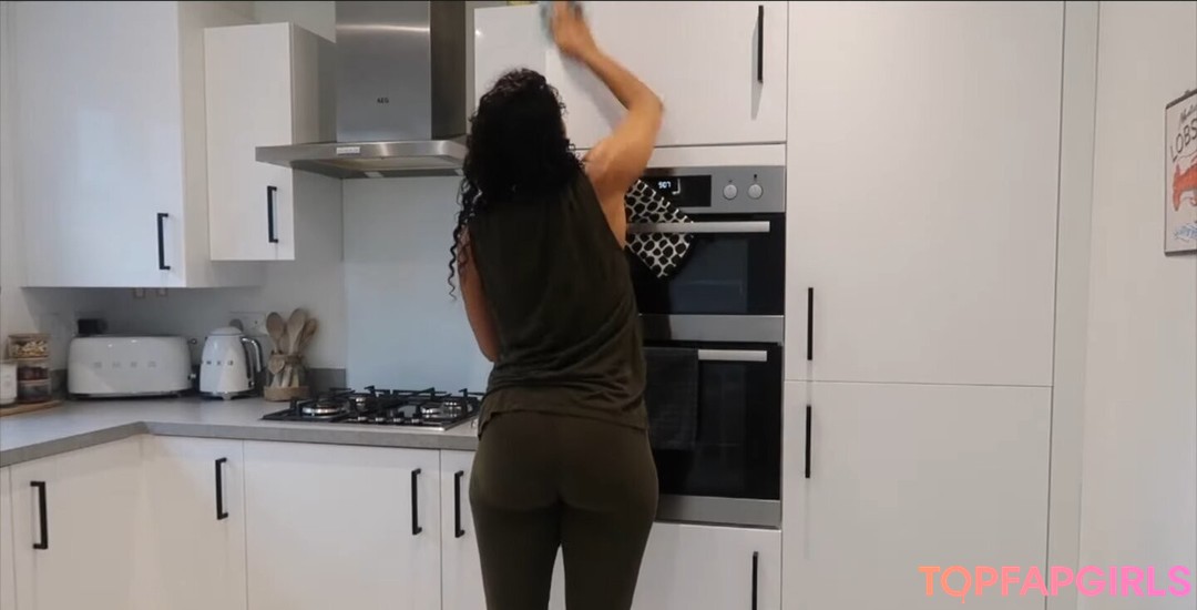 Leila Berisha model pretty images