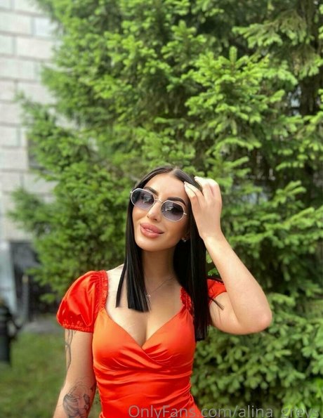 teen topless onlyfans hd images