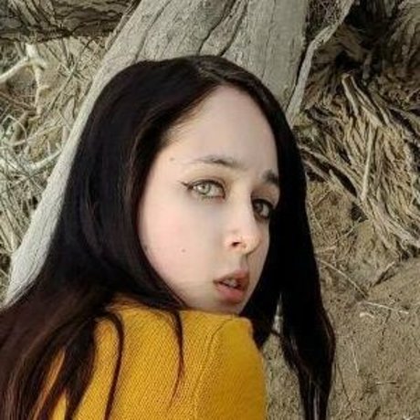 braces onlyfans beautiful pic