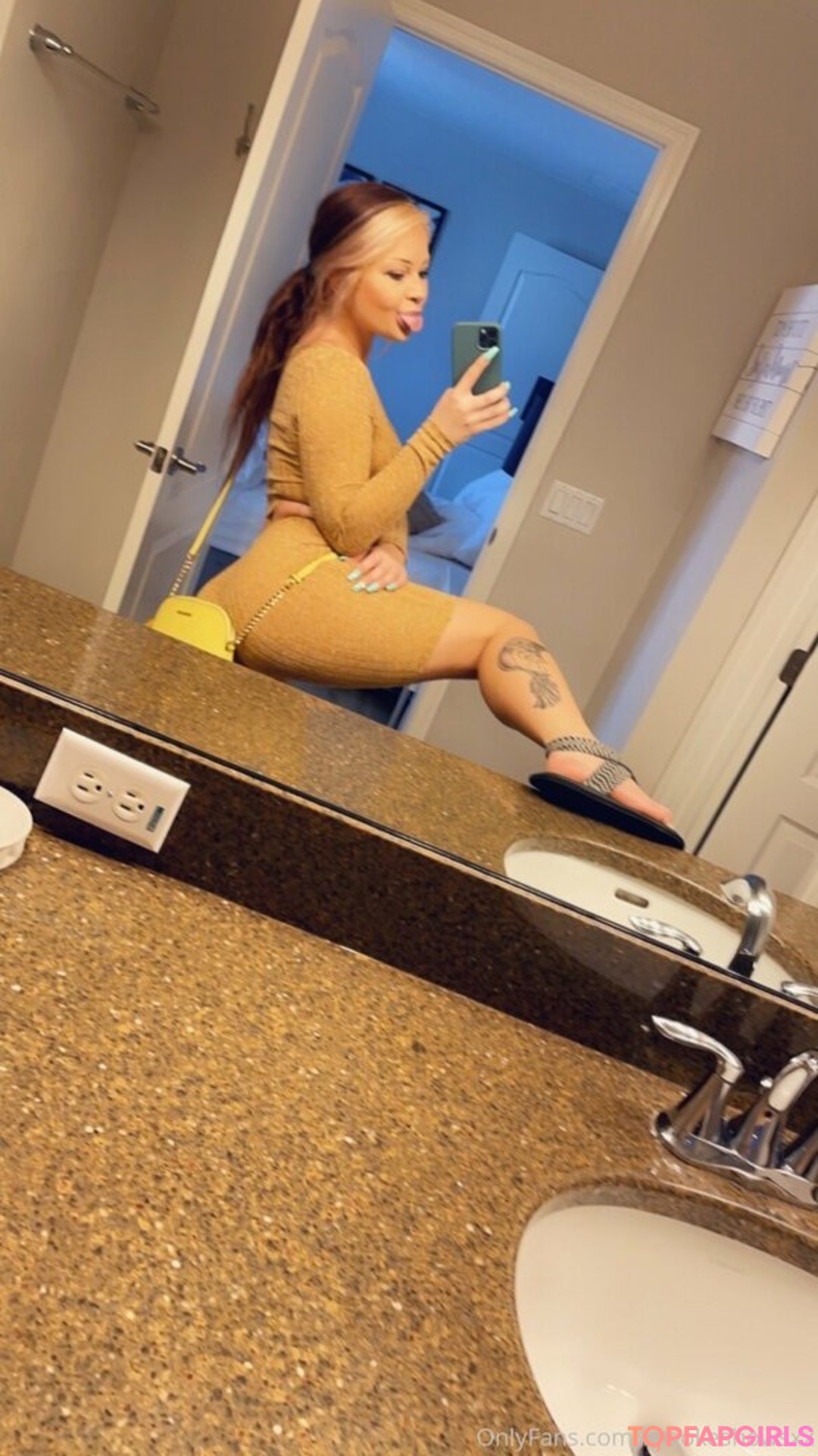 bbw redhead onlyfans hot picture