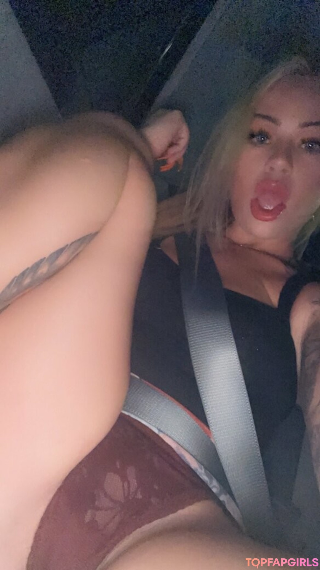 tattooed redhead onlyfans sexy gallery