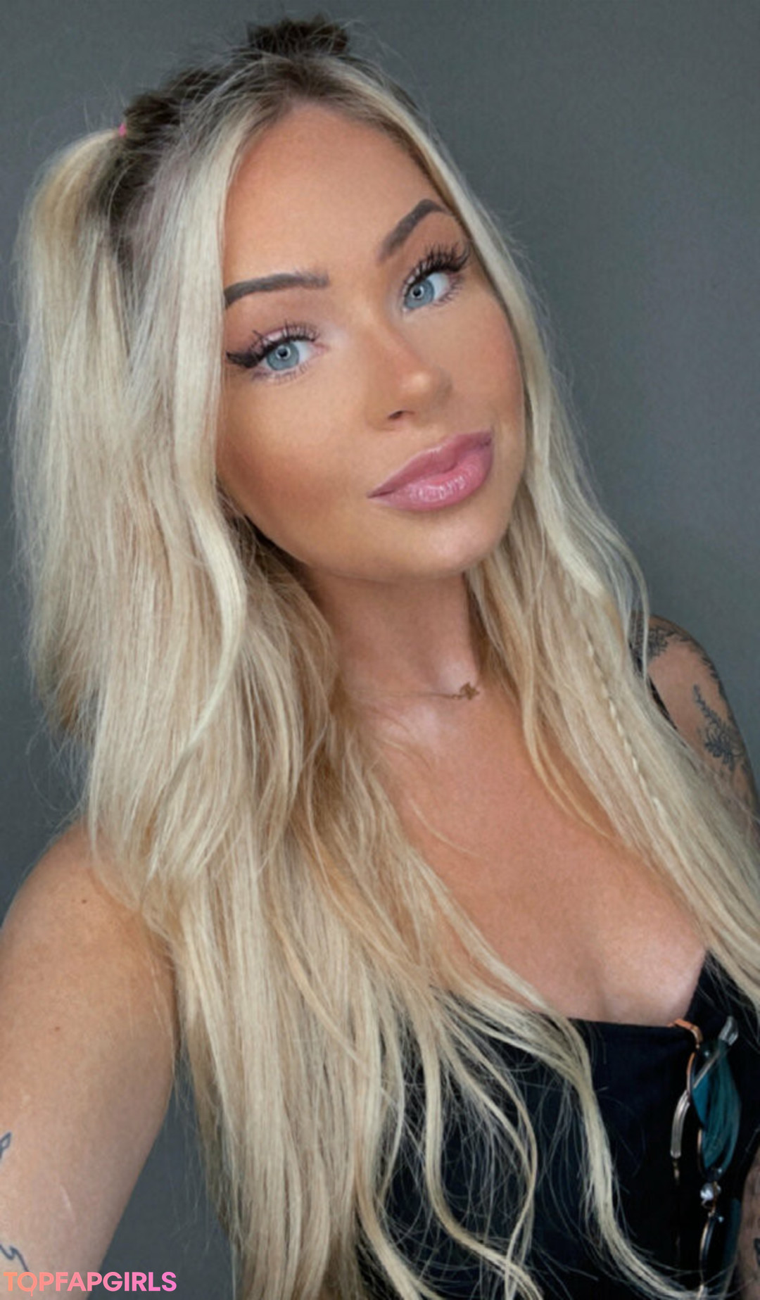 body onlyfans sexy nude photo