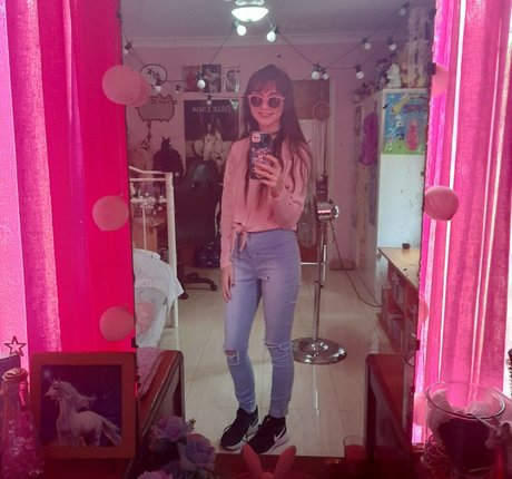 shy spice star porn pictures