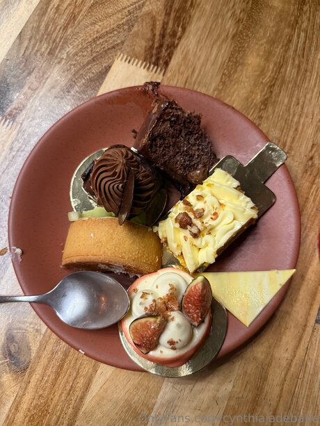 military girls onlyfans sexy picture