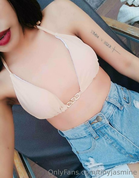 transgender onlyfans pornographic photo