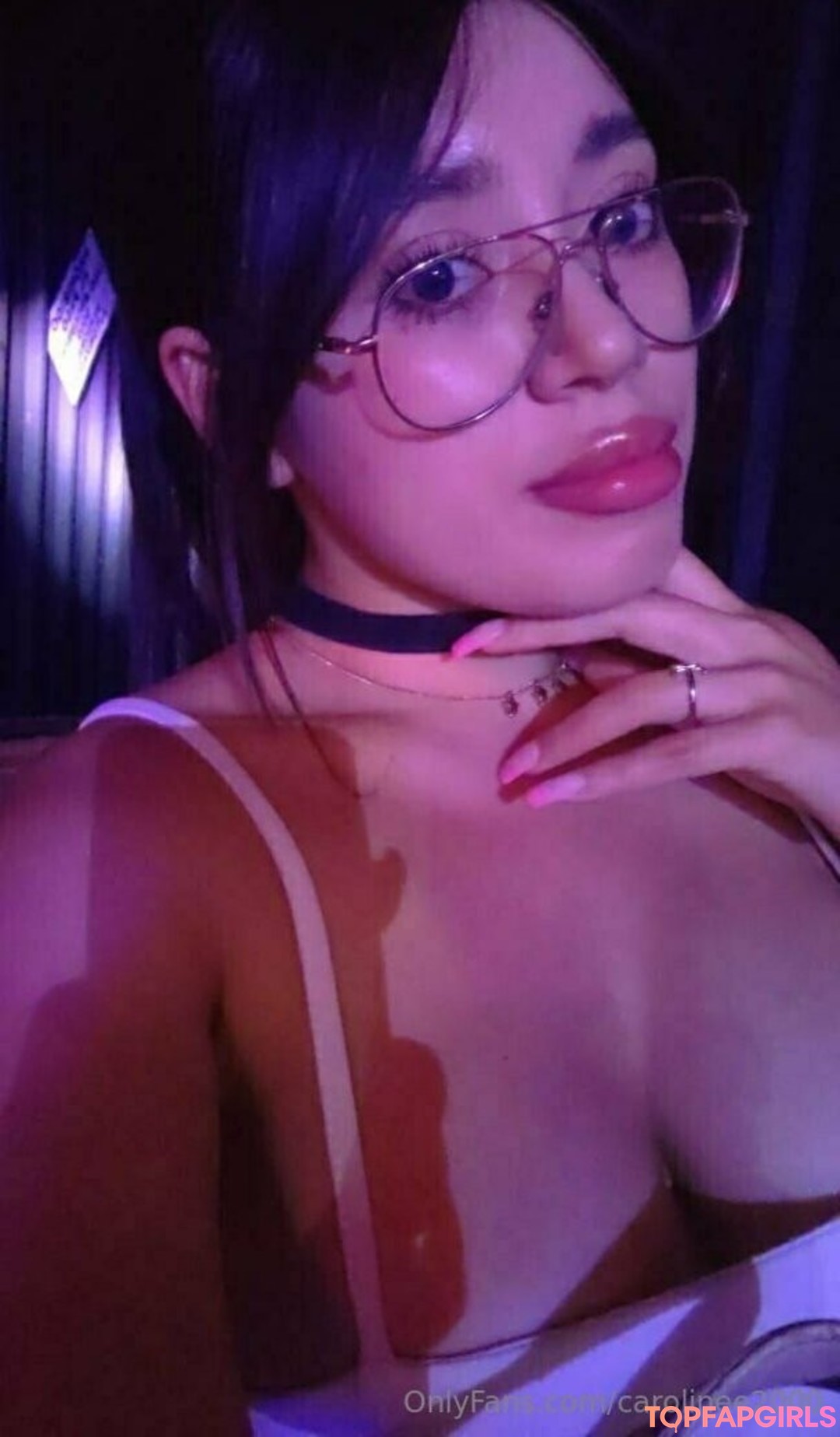 carolinee2000 pretty actress pics