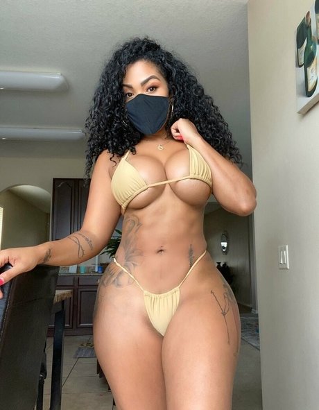 sashasfree nudes actress pictures