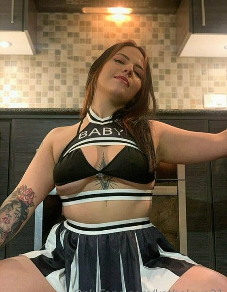 kathelove21 model erotic photo