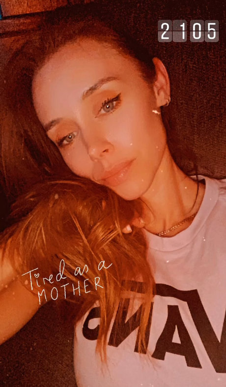 Una Healy naked pornstar archive