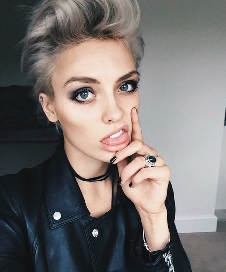 Wallis Day top pornstar images