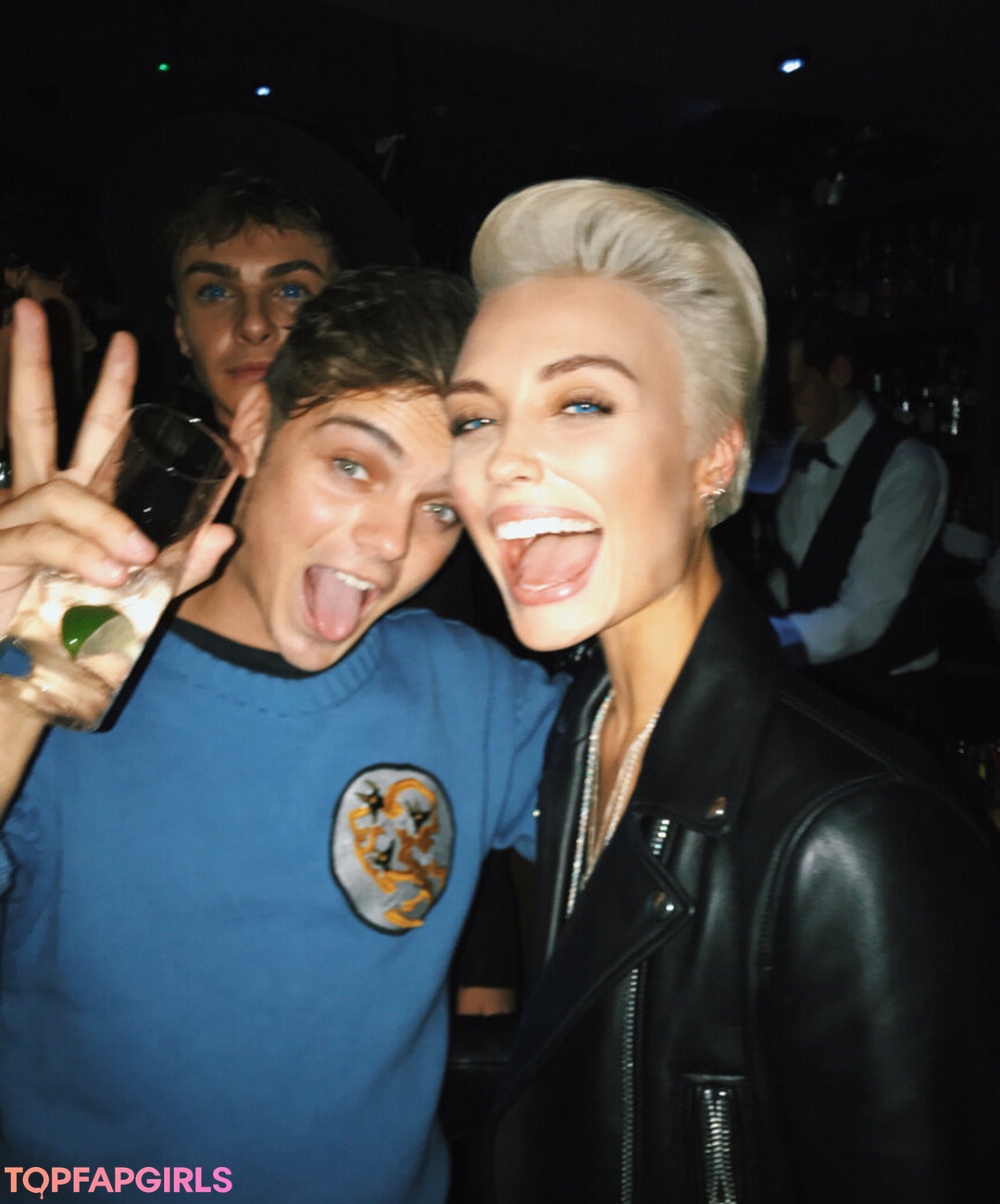 Wallis Day sexy actress pic