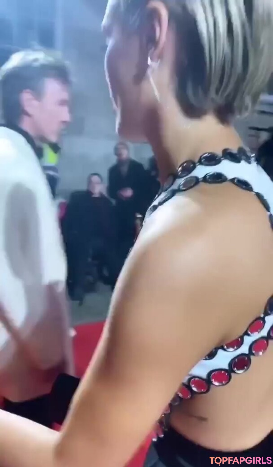 Wallis Day star top img