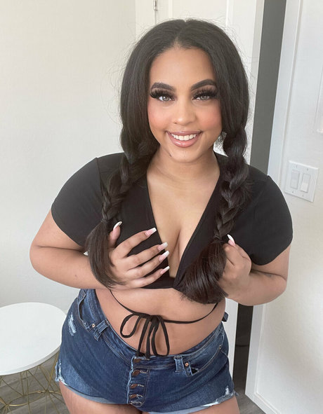 livinwithloren star beautiful picture