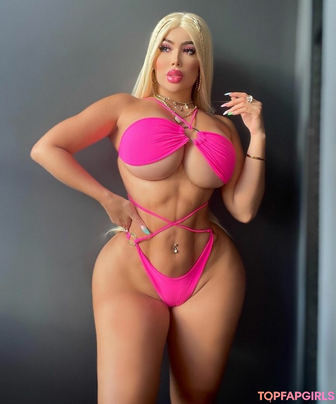 Ana Zabala model perfect img