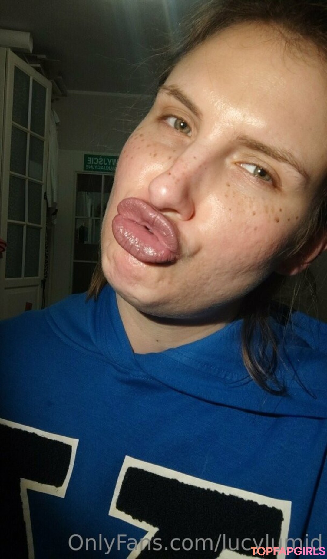 lucylumid xxx model pic