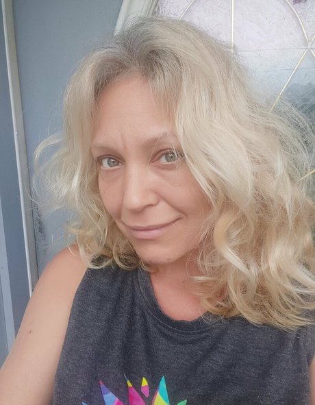 Charlee Chase star nude galleries