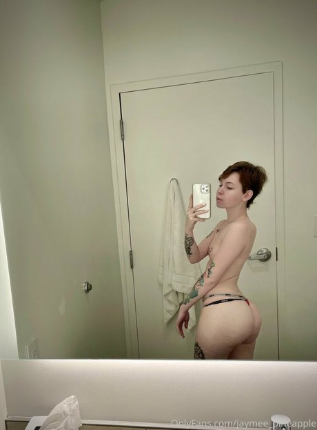 jaymee pineapple star high quality image