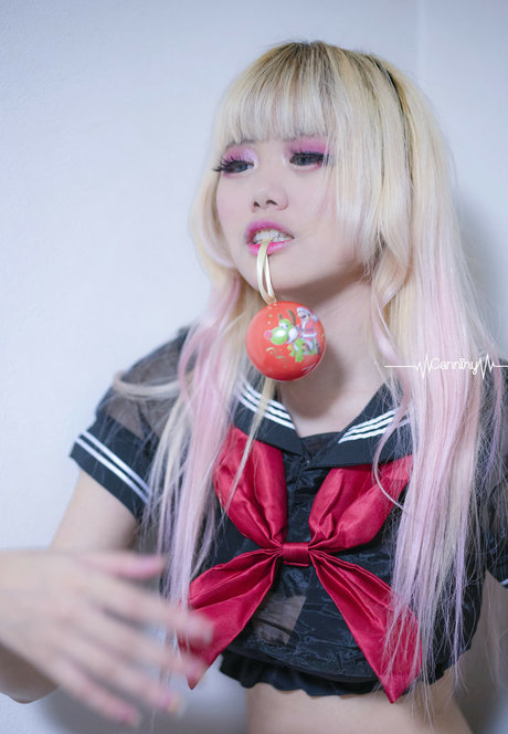 Canniny pornstar free galleries