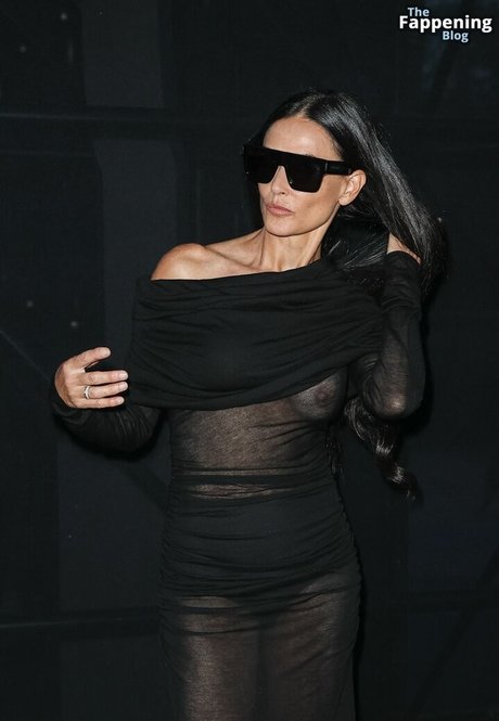 Demi Moore star sex galleries