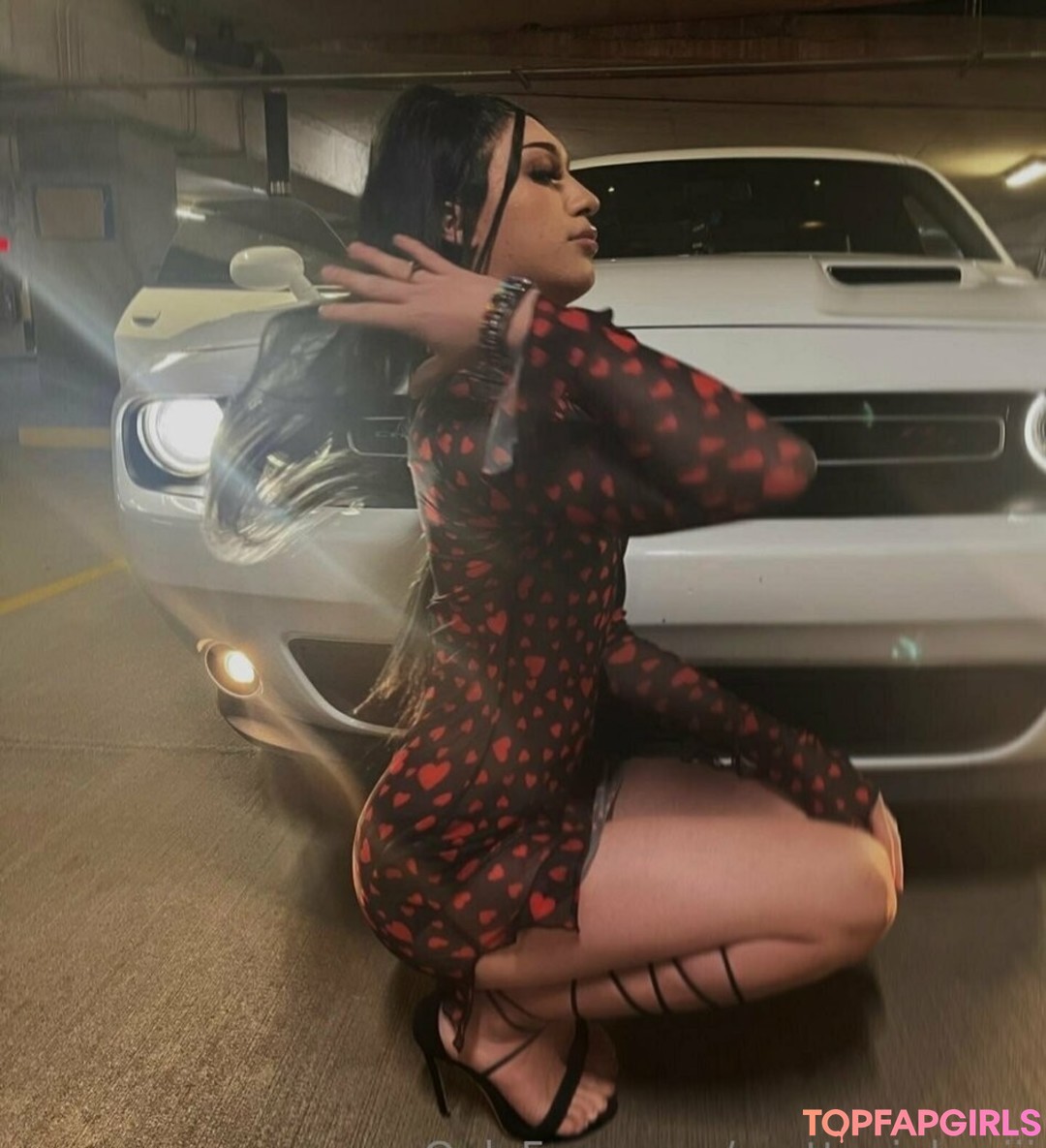 prettypinkuziii star naked pic