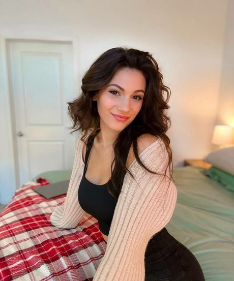 AlexiaRaye model naked archive