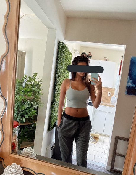 AlexiaRaye top profile image