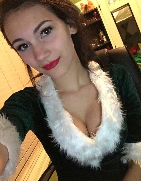 AlexiaRaye erotic pornstar photos