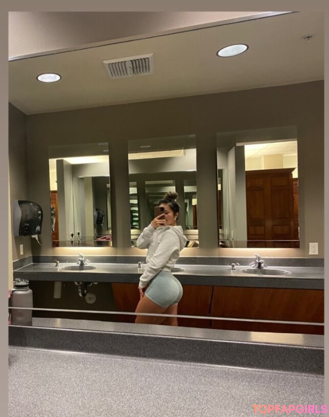 Nt ja nudes star photo
