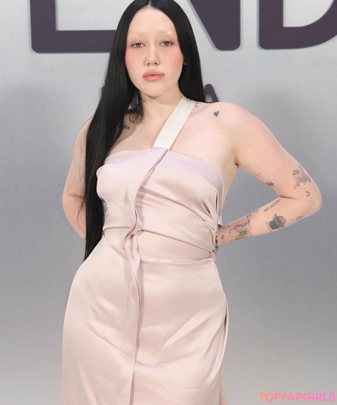 Noah Cyrus star pretty photo